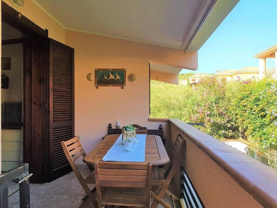 Elia'S House In The Beautiful Sardegna Lejlighed Villasimius Eksteriør billede